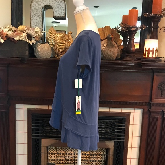 💙Blue Shirt - Picture 3 of 4